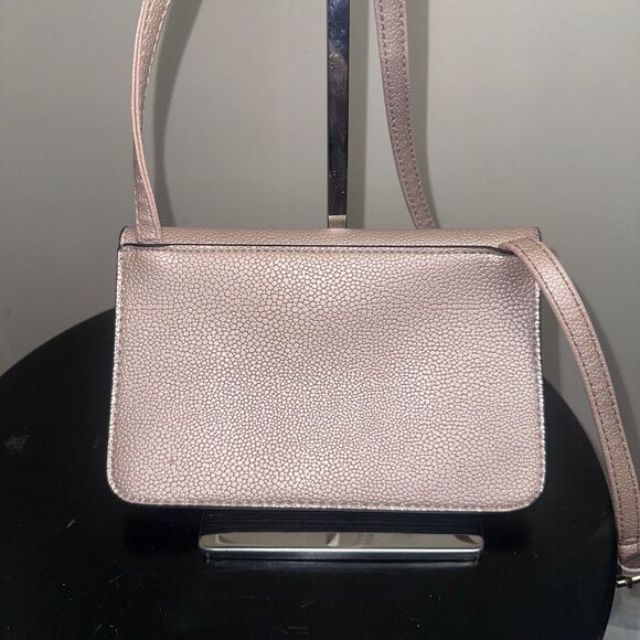 Tahari Pink Pebble Textured Crossbody Shoulder Wallet Handbag EUC - Picture 5 of 8